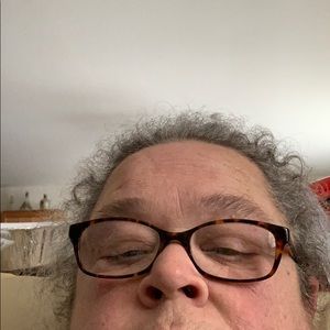 Meet your Posher, Norma